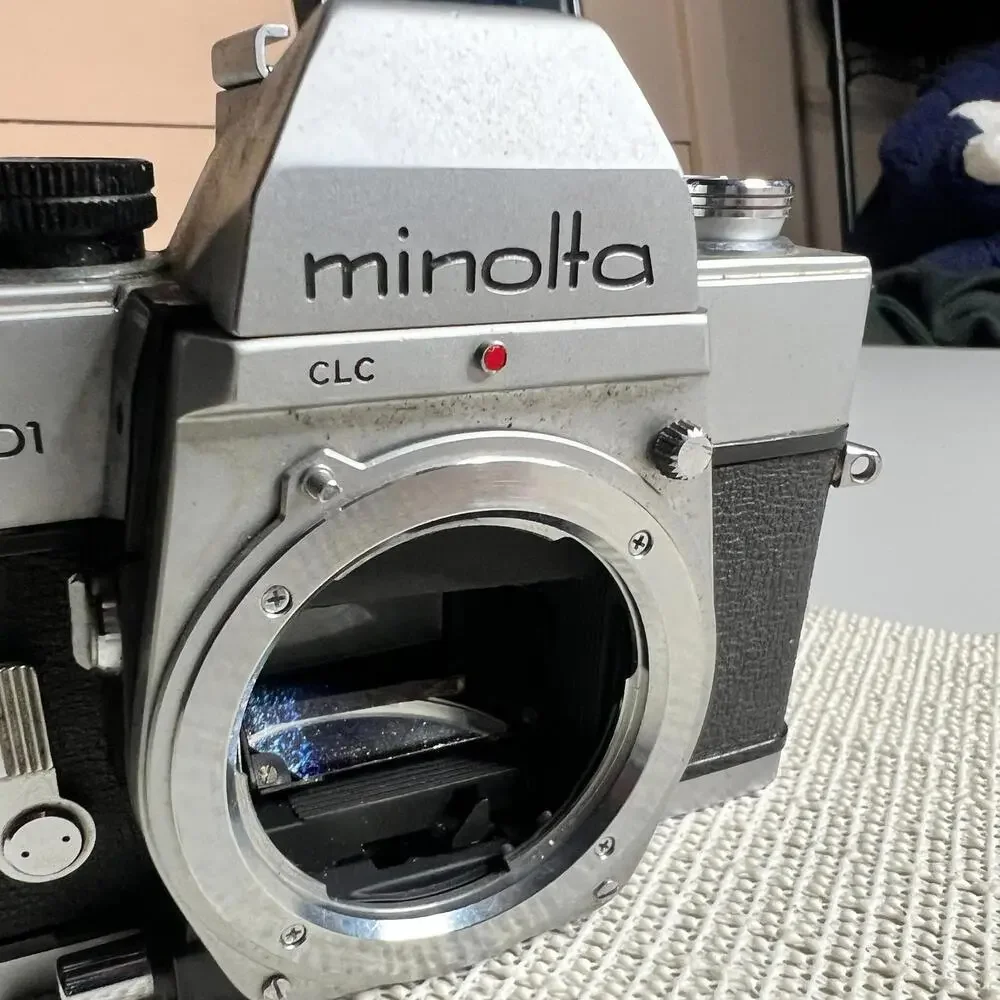 Minolta SRT 101 35mm Film SLR Camera‎ Body Only Shutter Fires Untested